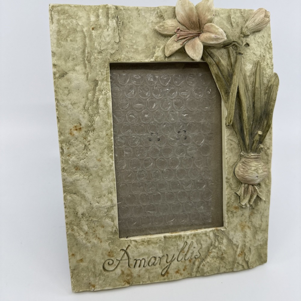 Amaryllis Concrete Picture Frame 3.5x5" Photo Resin Free Standing Floral